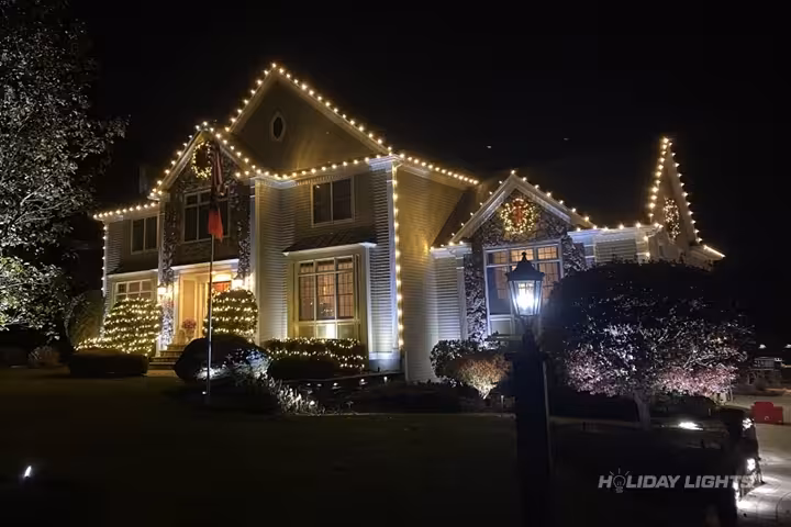 Christmas Lights Residential Installation Swampscott - Residential Christmas lights installation in Connecticut
